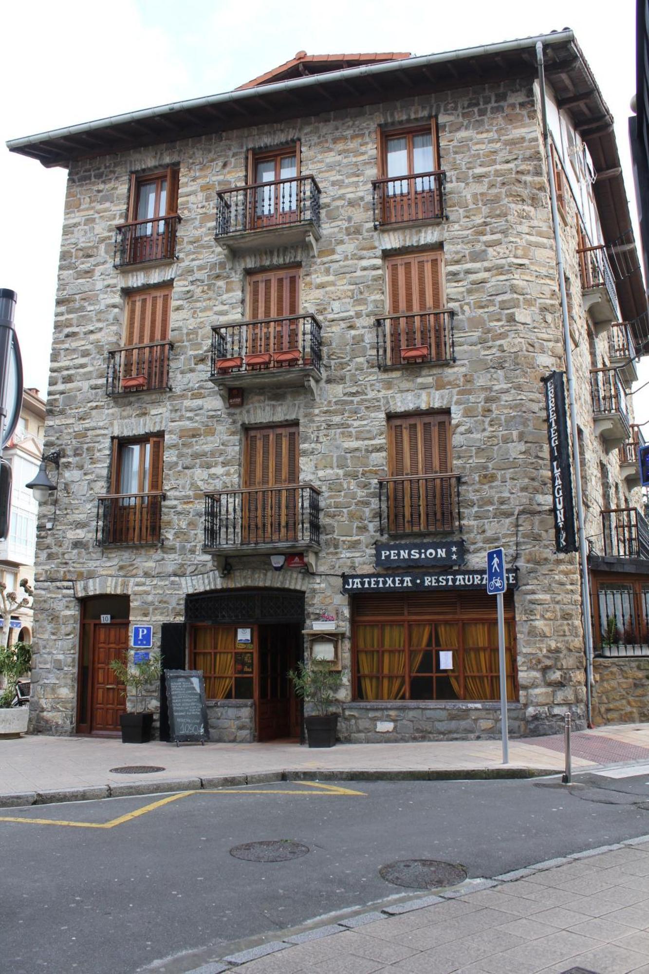 Pensión Lagunak Zarautz Exterior foto